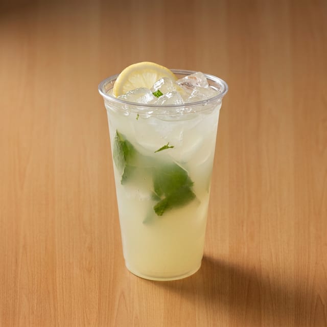 24 oz Fresh Lemonade.